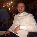 Знакомства: Андрей, 32 года, Алчевск