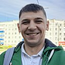 Знакомства: Макс, 35 лет, Киселевск