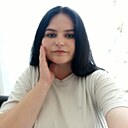 Знакомства: Ника, 25 лет, Барановичи