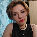 Знакомства: Яна, 19 лет, Екатеринбург