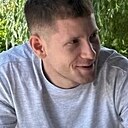 Знакомства: Андрей, 25 лет, Москва