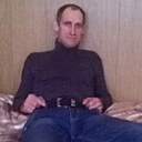 Знакомства: Дмитрий, 49 лет, Мосты