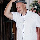 Знакомства: Димка, 27 лет, Солигорск