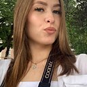 Знакомства: Лиза, 20 лет, Москва