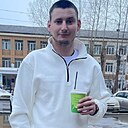 Знакомства: Макс, 33 года, Томск