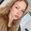 Знакомства: Вика, 18 лет, Калининград