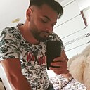 Знакомства: Alberto, 24 года, București