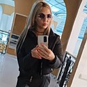 Знакомства: Alina, 29 лет, Владивосток