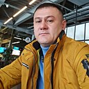 Знакомства: Илья, 37 лет, Петропавловск-Камчатский