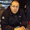 Знакомства: Виктор, 25 лет, Омск