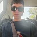 Знакомства: Илья, 22 года, Барановичи