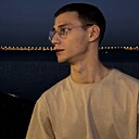 Знакомства: Илья, 23 года, Саратов