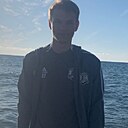 Знакомства: Булат, 22 года, Набережные Челны