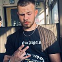 Знакомства: Дмитрий, 21 год, Мир