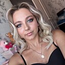 Знакомства: Екатерина, 21 год, Киселевск