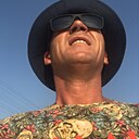 Знакомства: Лёха, 46 лет, Судак