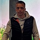 Знакомства: Владислав, 35 лет, Новокузнецк