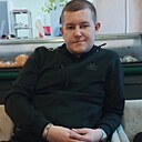 Знакомства: Артём, 29 лет, Новый Уренгой