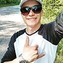 Знакомства: Денис, 28 лет, Тернополь