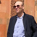 Знакомства: Тигран, 38 лет, Абовян