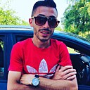 Знакомства: Cosmin, 31 год, Timișoara