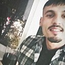 Знакомства: Ionut Busuioc, 22 года, București