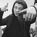 Знакомства: Илья, 23 года, Томск