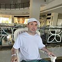 Знакомства: Максим, 41 год, Нижневартовск