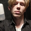 Знакомства: Максим, 21 год, Челябинск