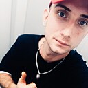 Знакомства: Артём, 29 лет, Азов