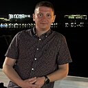 Знакомства: Viktor, 35 лет, Усть-Лабинск