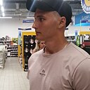 Знакомства: Артем, 34 года, Чериков