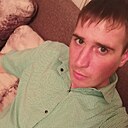 Знакомства: Саша, 29 лет, Болотное