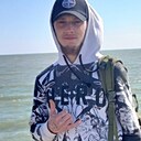 Знакомства: Виктор, 24 года, Омск