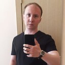 Знакомства: Максим, 31 год, Москва