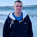 Знакомства: Олег, 31 год, Мытищи