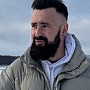 Знакомства: Илья, 35 лет, Познань