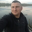Знакомства: Максим, 38 лет, Карнауховка