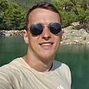 Знакомства: Артем, 27 лет, Нефтеюганск