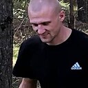 Знакомства: Евгений, 23 года, Великие Луки