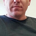 Знакомства: Леон, 38 лет, Снежное