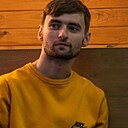 Знакомства: Рома, 28 лет, Ровно