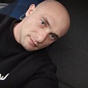 Знакомства: Александр, 24 года, Каменское