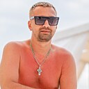 Знакомства: Роман, 37 лет, Саратов