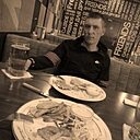 Знакомства: Макс, 30 лет, Бийск