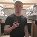 Знакомства: Виктор, 39 лет, Балаково