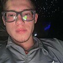 Знакомства: Антон, 22 года, Белово