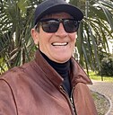 Знакомства: Valeryi, 68 лет, Сочи