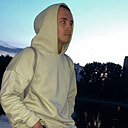 Знакомства: Артур, 24 года, Звенигород