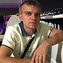 Знакомства: Виталя, 28 лет, Магадан